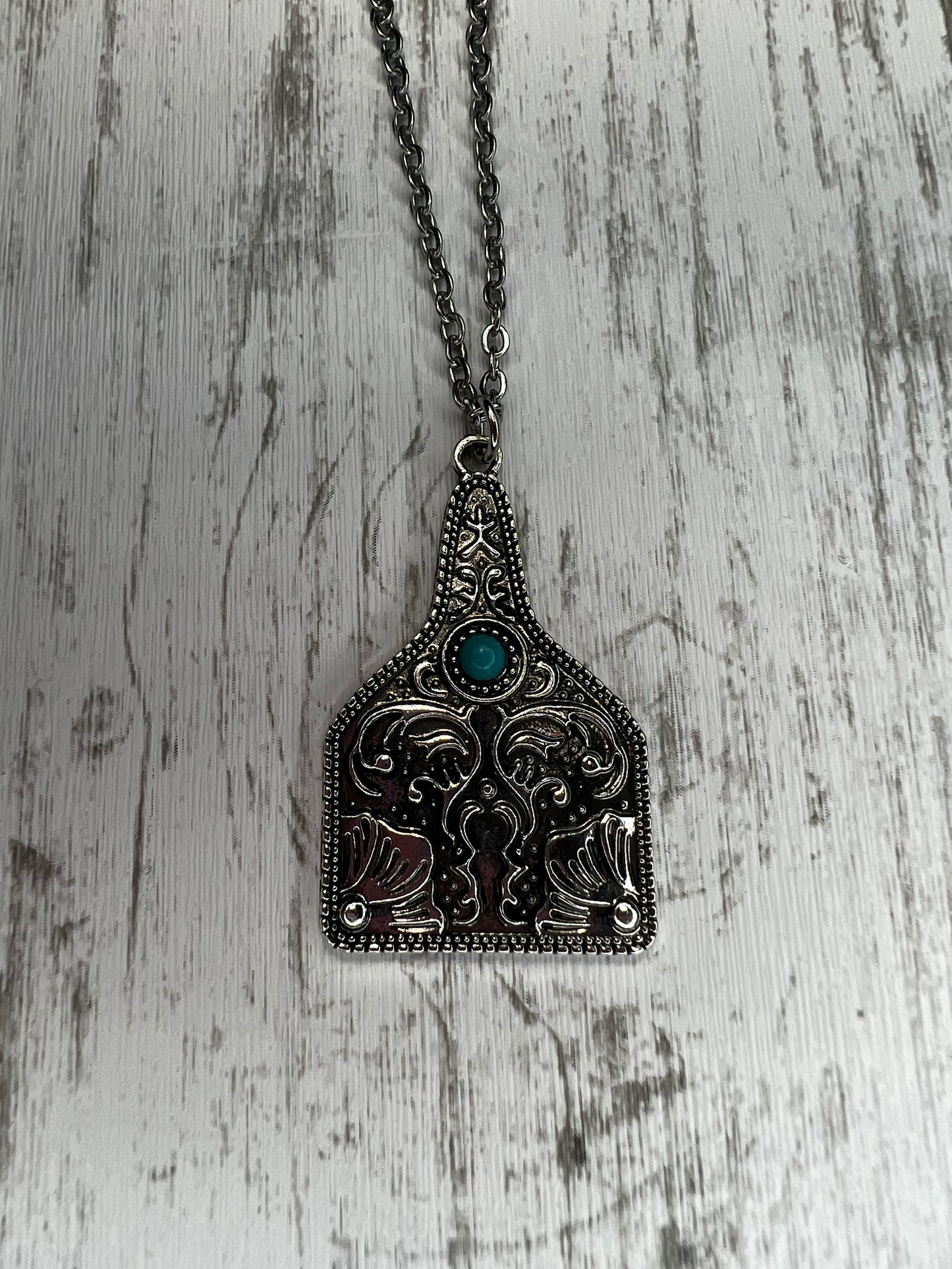 The Dusty Necklace
